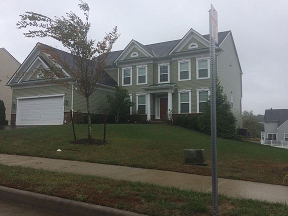 2nd image of 928 Augustine Dr