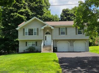 5 Wallman Way, Mount Olive Twp., NJ 07828