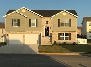 88 Finney Dr, Martinsburg, WV 25405