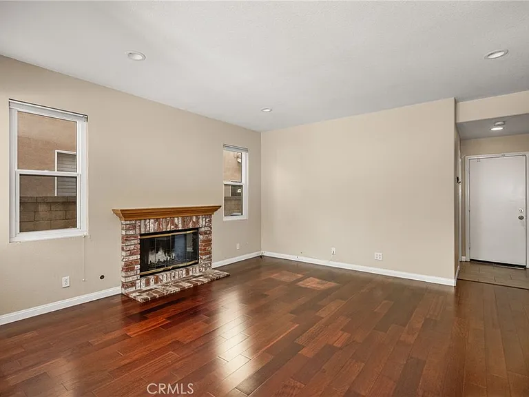 4867 Tremezzo Dr — Photo 12