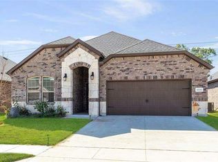 10216 Fountain Gate St, Aubrey, TX 76227