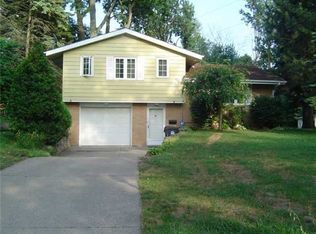 1 Dellwood Ct, Toledo, OH 43613