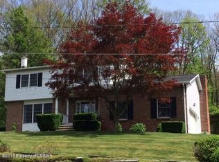 74 Congress Rd, Mountain Top, PA 18707