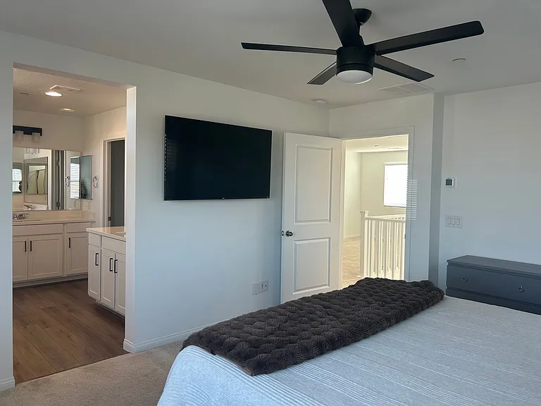 8628 Luse St — Photo 11