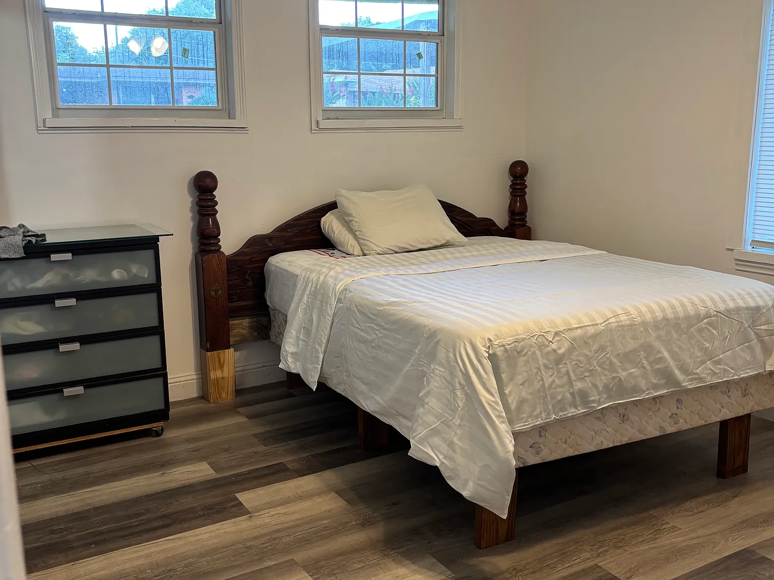 3 bed, 1207 sqft, $1,500 — Photo 4