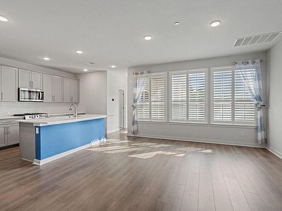 5th image of 2500 Forest Creek Dr #302