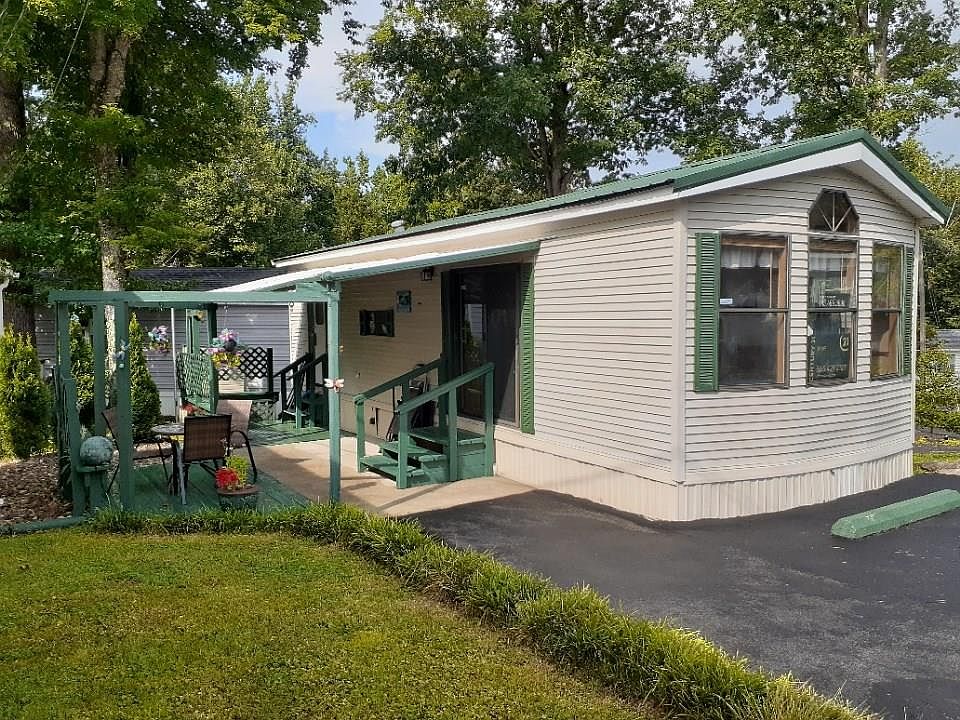 5355 Parkway E UNIT 122, Cosby, TN 37722 MLS 255449 Zillow