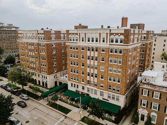 2nd image of 1028 E Juneau Ave APT 412