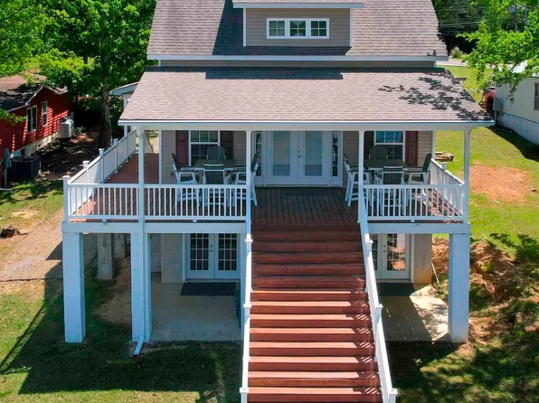 240 Saluda Waters Pt, Leesville, SC 29070