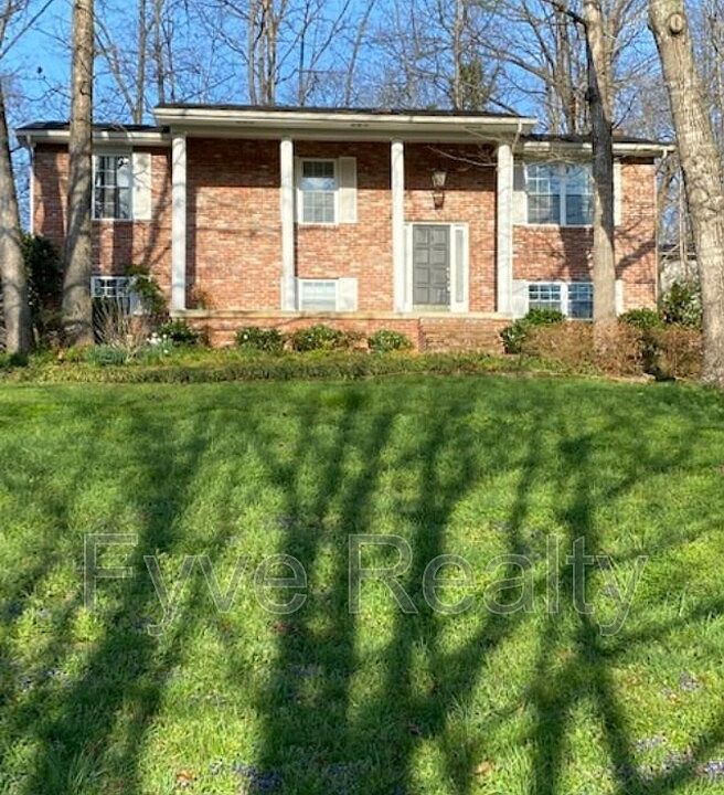 1st image of 1617 Southshire Ln
