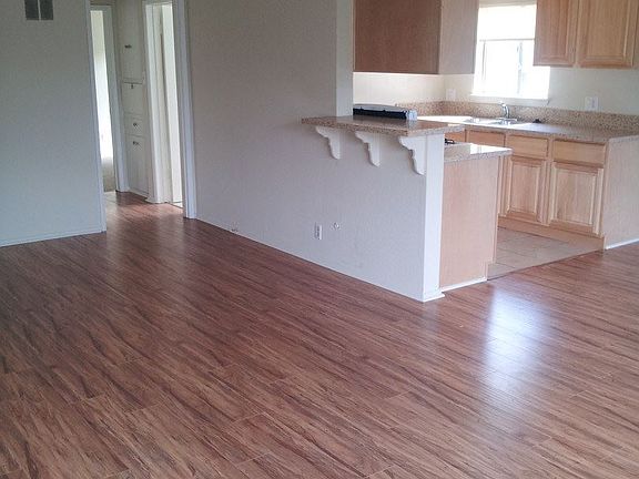 2nd image of 925 W Clark Ave #C