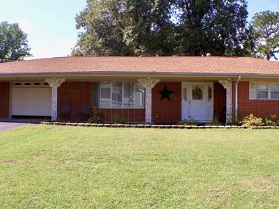 803 N Layne Dr, Malden, MO, 63863