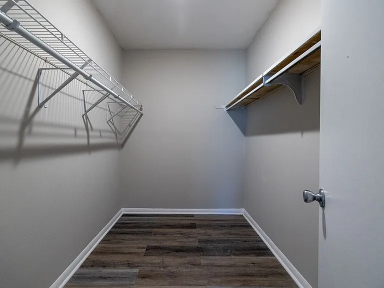 Ridge View Apartments — Photo 13