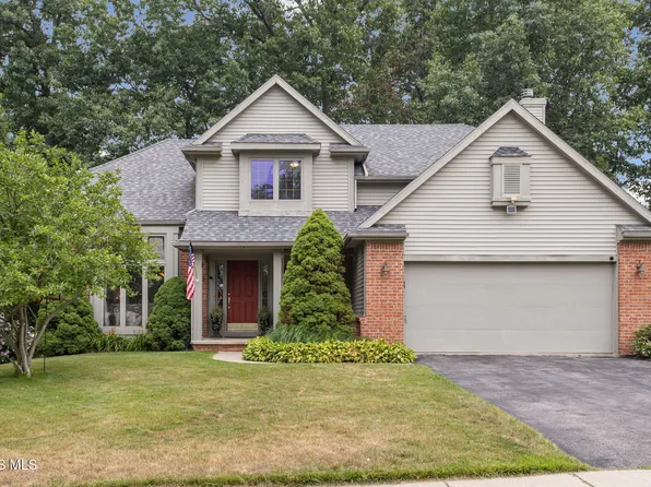 3656 Hampstead Dr, Sylvania, OH 43560