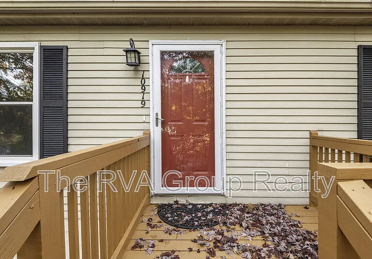 10919 Speeks Ct — Photo 4