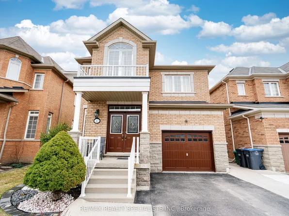 42 Chalkfarm Cres N, Brampton, ON L7A 3W1