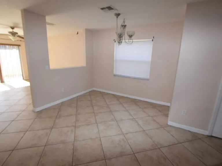 13098 Lexington Summit St — Photo 9