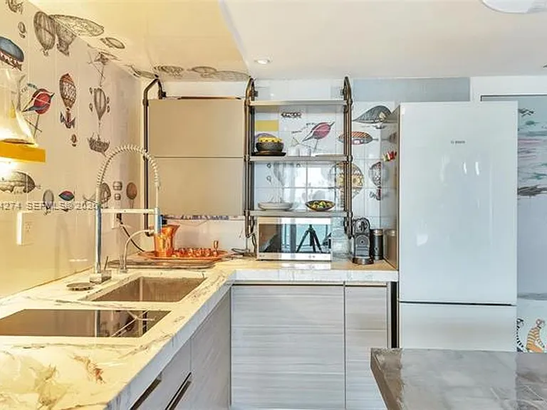 1100 West Ave #1020 — Photo 11