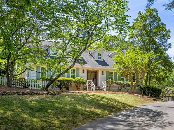 3285 Indian Valley Trl, Atlanta, GA 30341