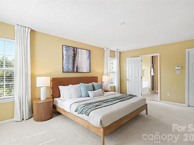 14802 Bergerac Ct — Photo 14