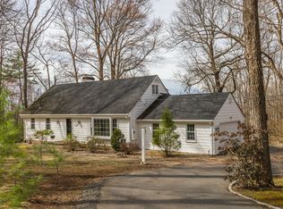 63 Bayberry Hill Rd, Avon, CT 06001