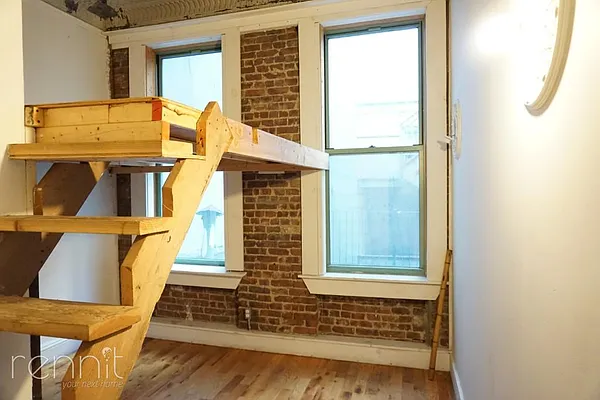 Rented by Rennit Inc. | media 39