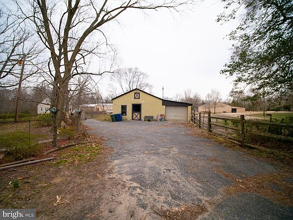 3rd image of 1604 Delsea Dr