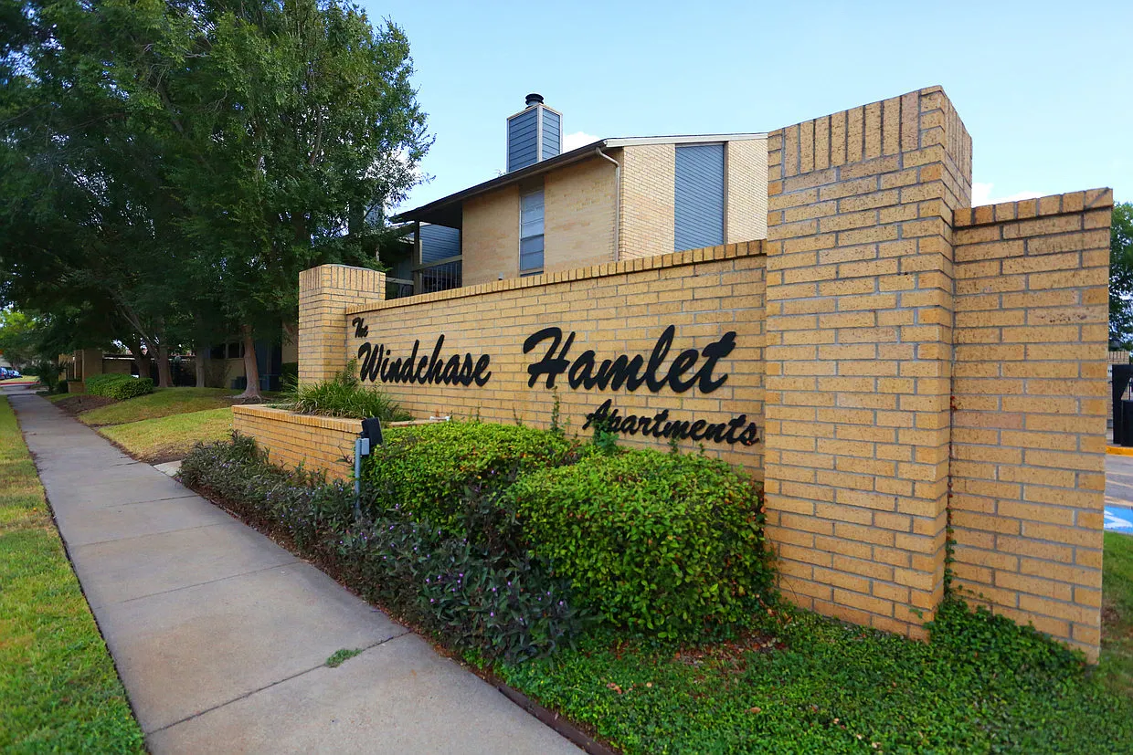 Windchase Hamlet — Photo 1