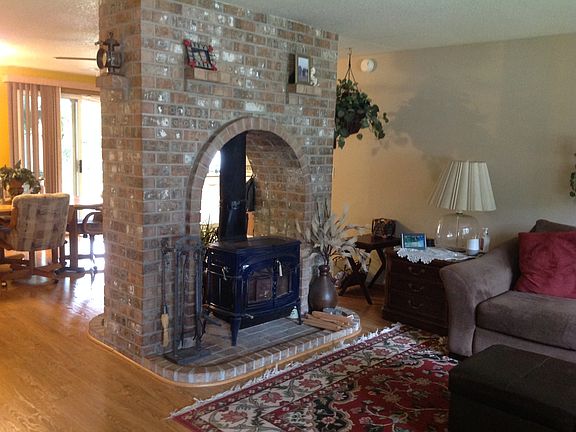 5th image of 14001 NE 47th St