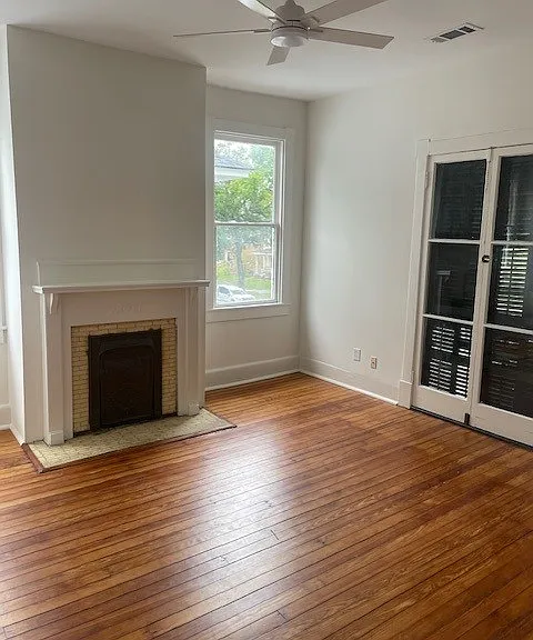 718 E Henry St — Photo 20
