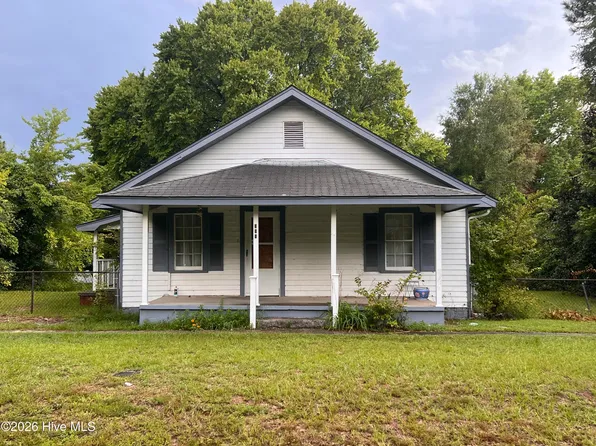 309 N Farmers Road, Fayetteville, NC 28311