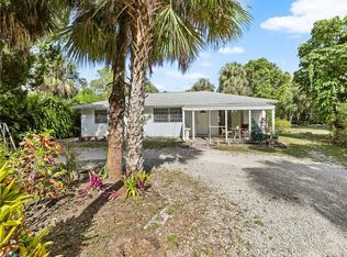 420 31st St SW, Naples, FL 34117