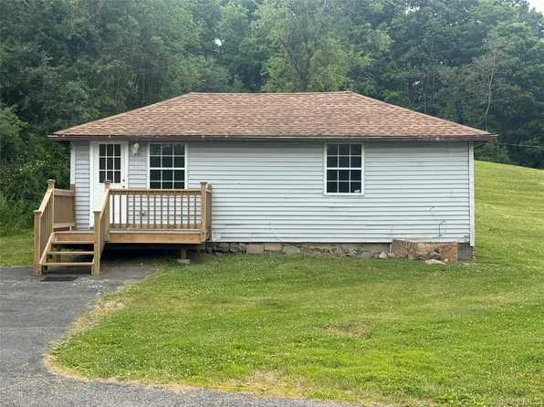 19 Quartz Ln, Pt Jervis, NY