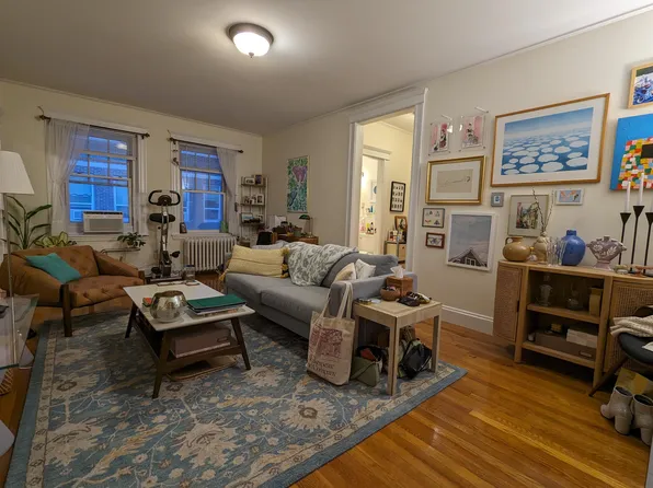 854 Massachusetts Ave APT 12, Cambridge, MA 02139