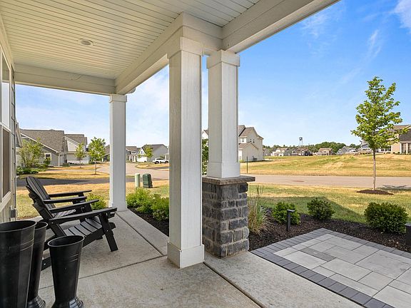 3rd image of 2732 Harbor COURT