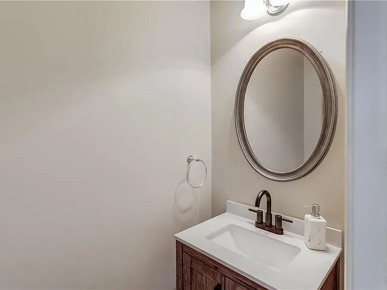 2230 Hawks Bluff Trl — Photo 13