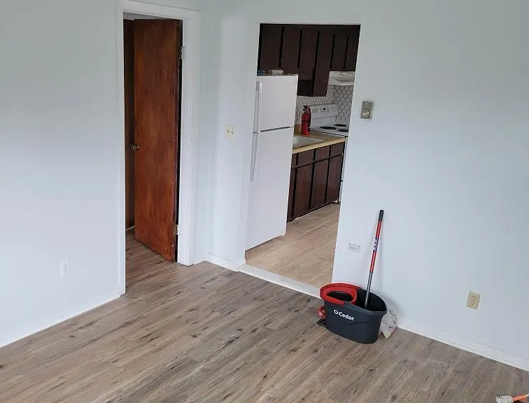 511 Lefferts St — Photo 12