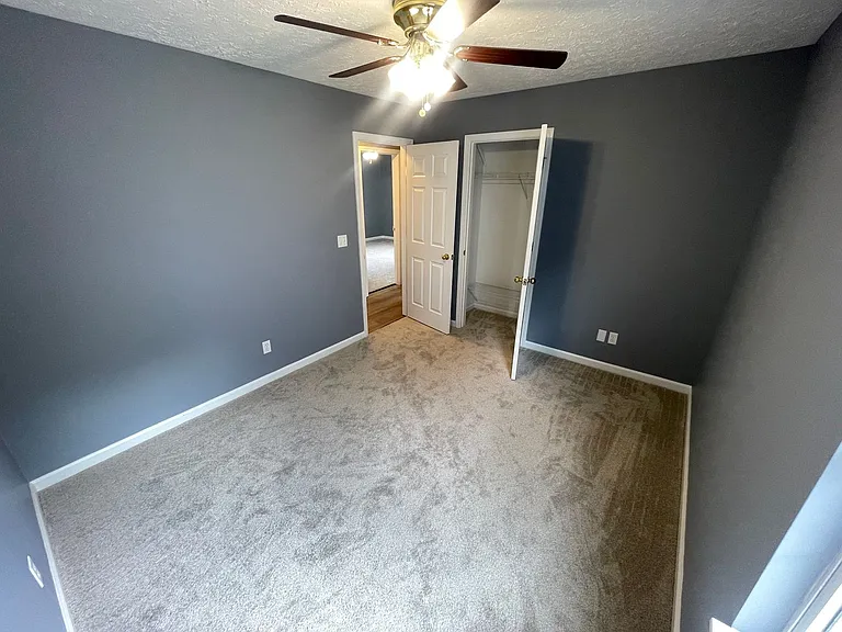 121 Spencer Ct — Photo 14
