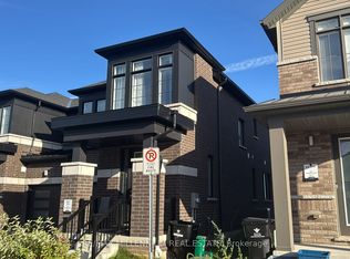 400 Newman Dr #6, Cambridge, ON N1S0E8