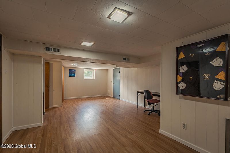 5th image of 57 Beach Avenue