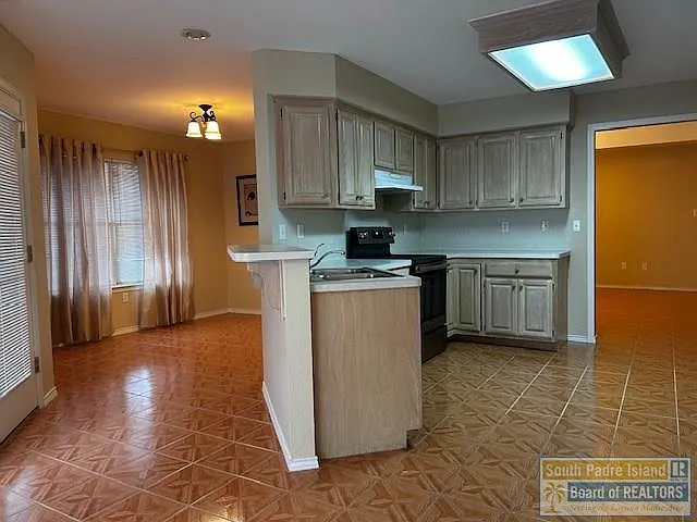 944 Alta Mesa Blvd — Photo 19