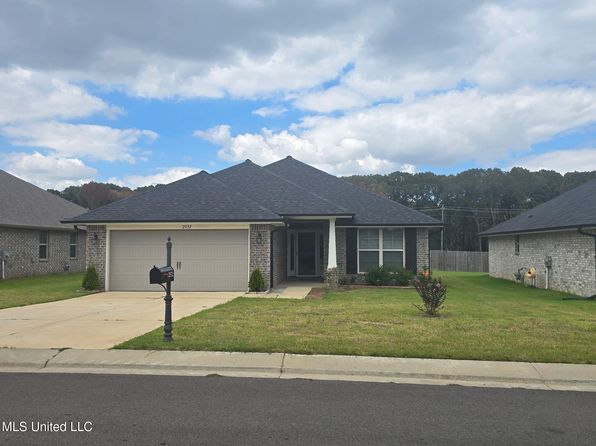 2532 Rutherford Dr