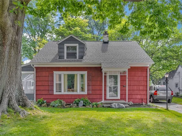 4171 W 226th St, Fairview Park, OH 44126