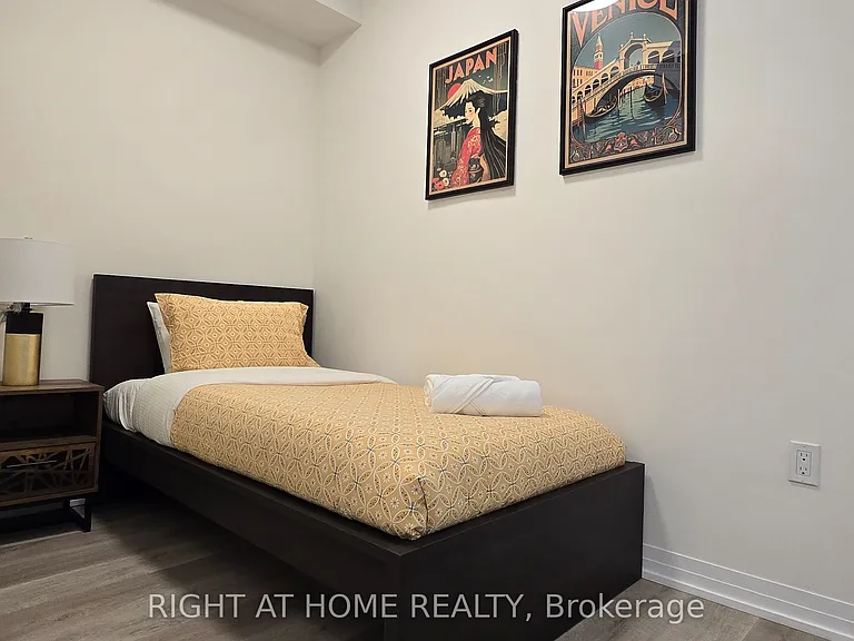 15 Watergarden Dr #2302 — Photo 11