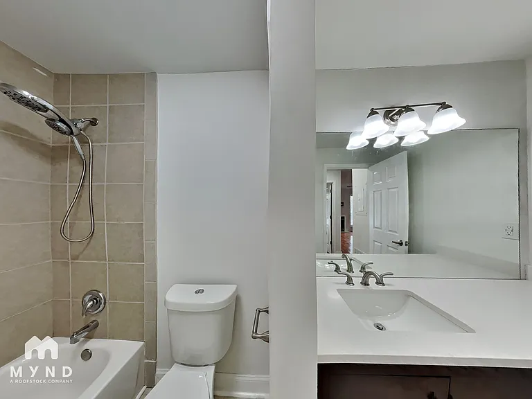 417 Granville Ct — Photo 8
