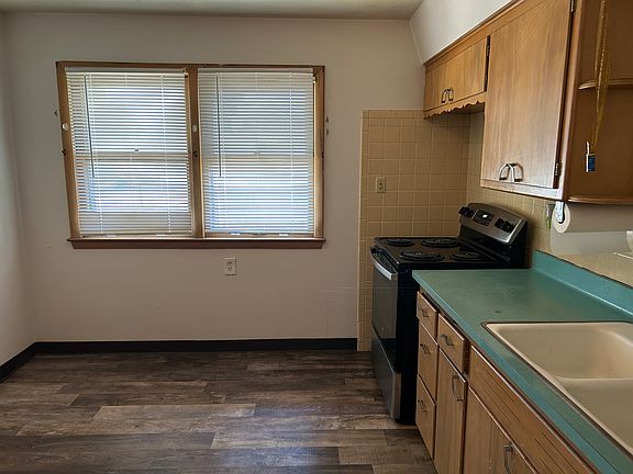Bright kitchen