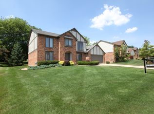 2696 Steamboat Springs Dr, Rochester Hills, MI 48309