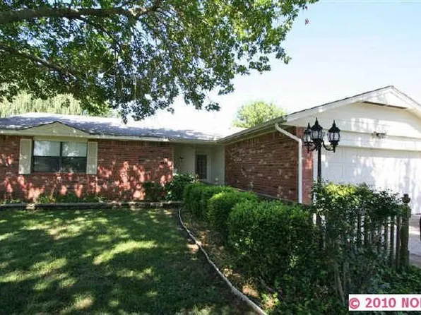 13848 S Hickory St E, Glenpool, OK 74033