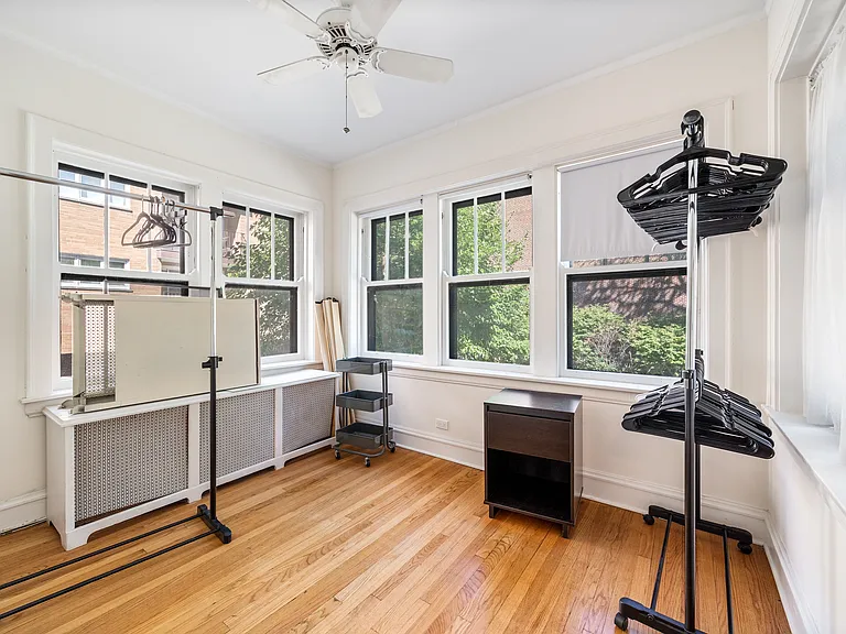 721 Foster St #1W — Photo 13
