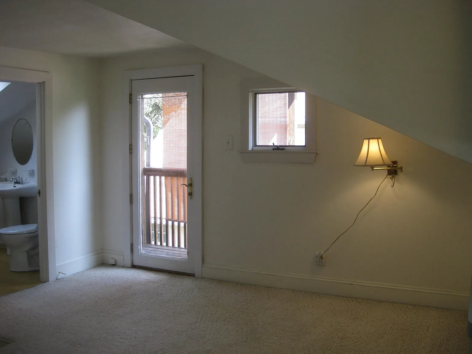 2 bed, 800 sqft, $1,650 — Photo 3
